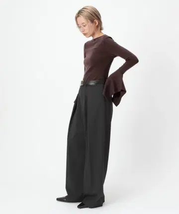 하루노부무라타 니트(마메쿠로구치, 하이크, 페티코, LFCL)