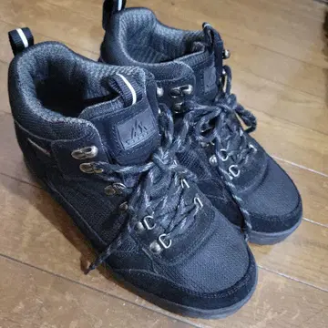 하이드로테크 등산화 하이컷 블랙