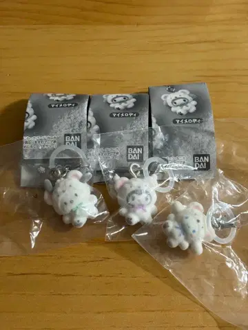 산리오 메지루시 액세서리 복슬복슬 스노우 쿠로미 시나몬 포차코 세트