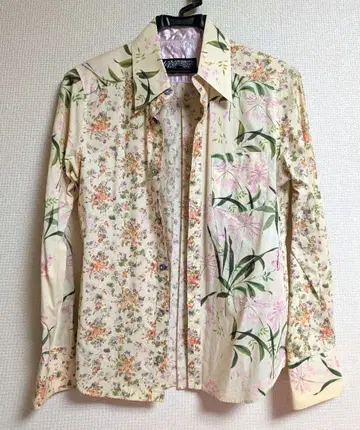 꽃무늬 긴팔 셔츠