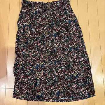 KING LOUIE 꽃무늬 버튼 스커트 36