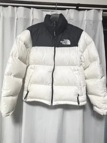 THE NORTH FACE 다운 자켓 화이트/블랙