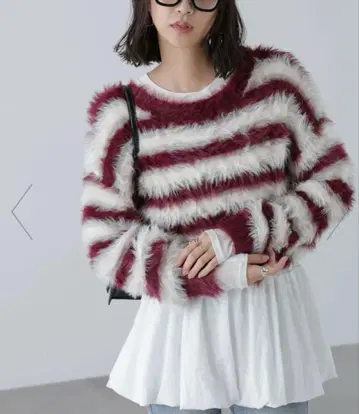 미사용 프리즈마트 샤기 보더 크롭 니트