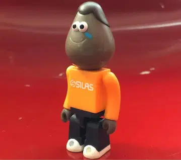 [ 사이러스 ] 100% 큐브릭 메디콤토이 디자이너토이 피규어