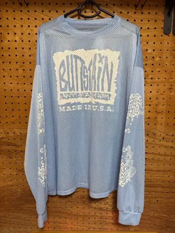 Buttstain 메쉬론T