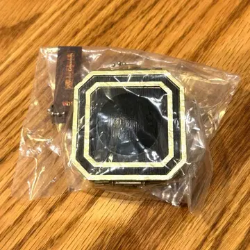 캐리비안의 해적 나침반 가챠 캡슐 토이