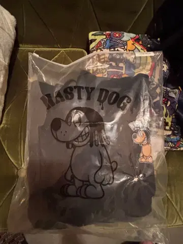 Nasty Dog 블랙 후드 부착 후드티