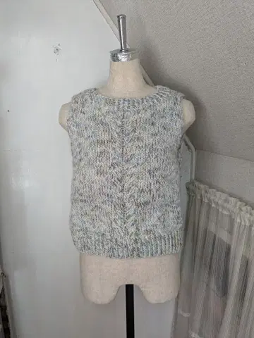 케이블 짜임 손뜨개질 니트 베스트