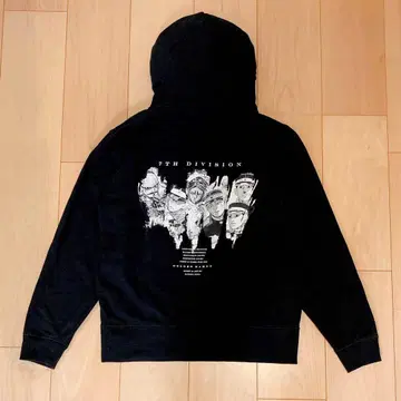 M 사이즈 제7사단 후드티 골든 카무이전