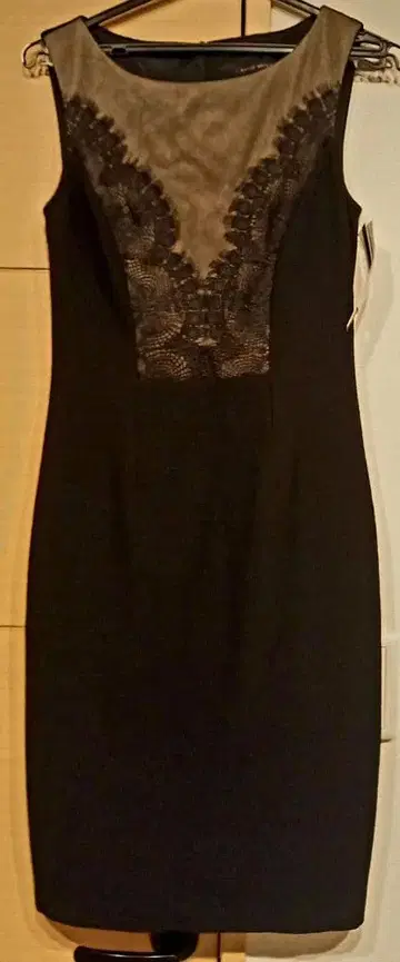 블랙 슬리브리스 타이트 드레스 사이즈 2