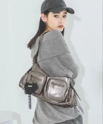 JEANASIS 지나시스 4 포켓 원 숄더백