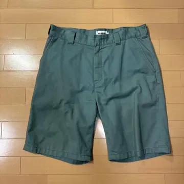 XLARGE 모스그린 숏팬츠 34