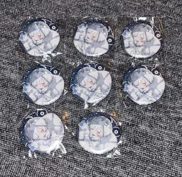 마후마후 캔 배지 까마귀와 토끼 야회색 유니버스