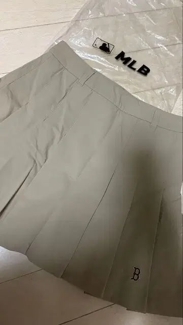 MLB 플리츠 스커트 베이지 ( S )