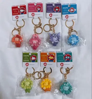 미야쿠미야쿠 산리오 콜라보 신오사카역 한정판 만박 7종류 컴프 최애 컬러