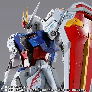 METAL BUILD 스트라이크 건담 & 에일 스트라이커