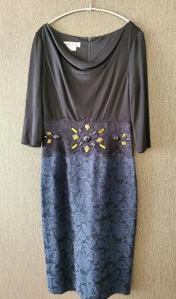 [ 새상품급 ] 정가 6만 Kay Unger 5부 소매 원피스