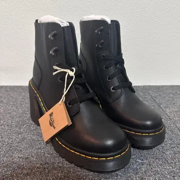 Dr.Martens JESY 6 타이 부츠