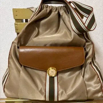 2way 페더 백팩 한정판 트렌치 베이지