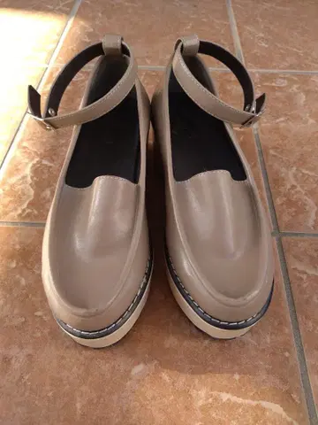 메리제니 베이지 앵클 스트랩