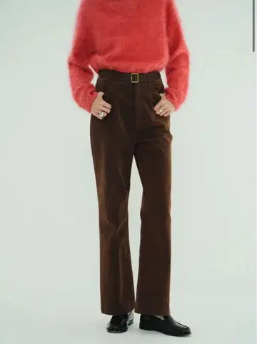 FLOCKY 센터 프레스 팬츠