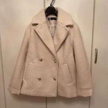 ZARA 화이트 숏코트 XS