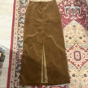 AURALEE 초슬림 코듀로이 롱 타이트 스커트 프론트 슬릿