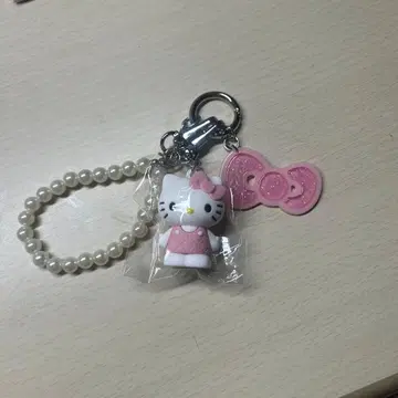 헬로키티 퀼팅 키 참 미사용 새상품 LOWRYSFARM