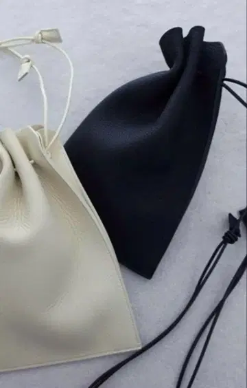 itti 가죽 숄더백 TODAYFUL