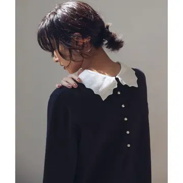 쿠미쿄쿠 L [앞뒤 착용 가능] 레이스 라이크 카라 부착 니트 원피스