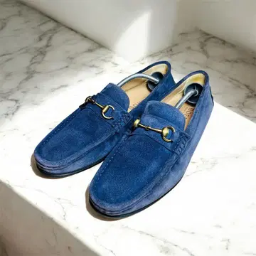 BOEMOS 네이비 스웨이드 모카신 로퍼 신발 금장 장식 포함 42