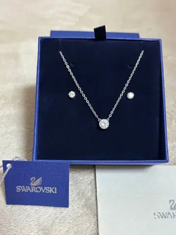 SWAROVSKI 크리스탈 목걸이 귀걸이 세트
