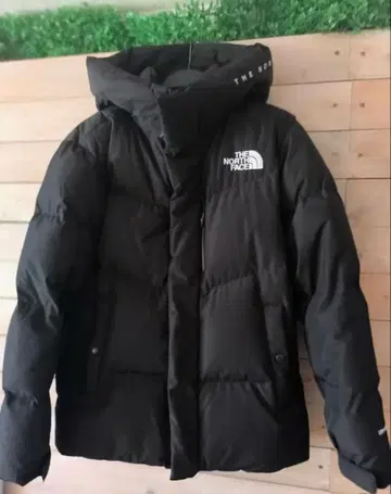 THE NORTH FACE 화이트 라벨 프리 무브 다운 자켓