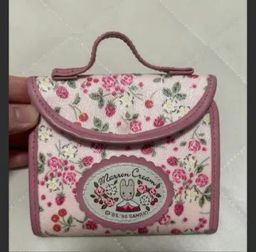 마론 크림 헤이세이 레트로 지갑 산리오