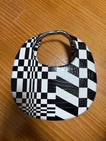 Ray BEAMS 체크 무늬 핸드백