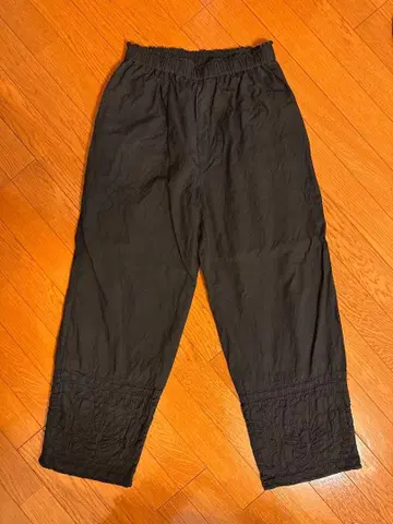 블랙 자수 캐주얼 팬츠