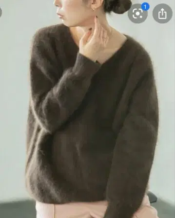 noble 퍼 니트 V넥 풀오버 브라운