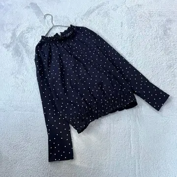 [그린 라벨 릴랙싱] (F) 도트 무늬 블라우스 네이비