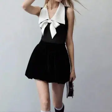 미사용 새상품 니트 슬리브리스 리본 민소매 L 사이즈 상의 한국