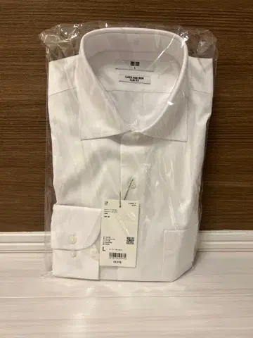 유니클로 슈퍼 논아이론 슬림핏 와이셔츠 L