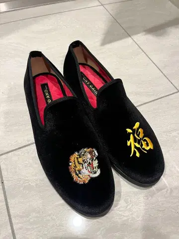 블랙 벨벳 슬립온 호랑이와 복 자수
