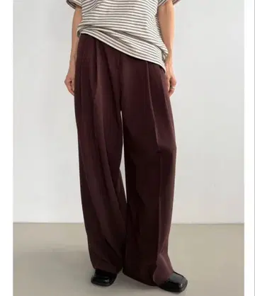 didot.showroom 투턱 와이드 슬랙스 브라운 M 사이즈