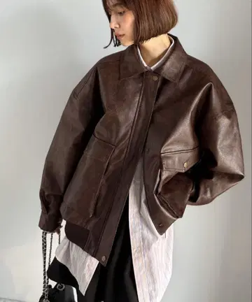 다크 브라운 오버 사이즈 가죽 자켓