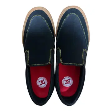 DC 슬립온 스니커즈 블랙