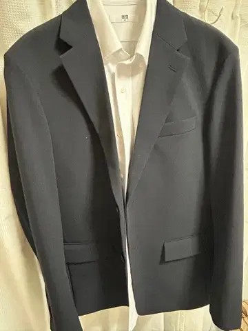 네이비 블레이저 셔츠 슬랙스 세트 UNIQLO