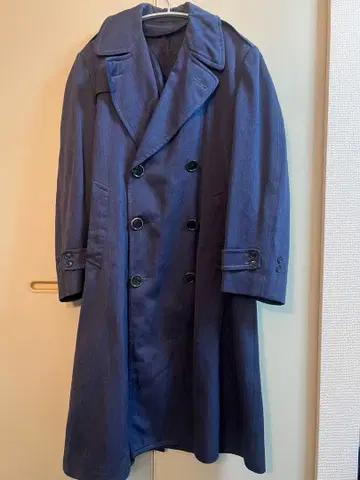 다크 블루 더블 브레스트 빈티지 트렌치코트