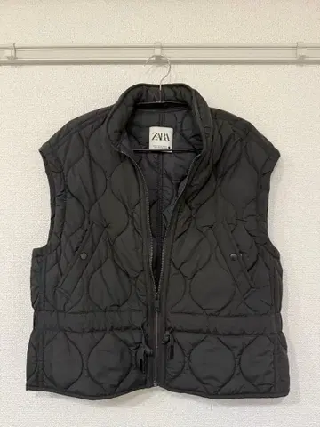 ZARA 블랙 퀼팅 베스트