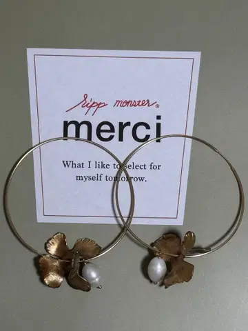 립몬스터 귀걸이