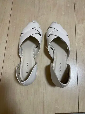 히미코 샌들
