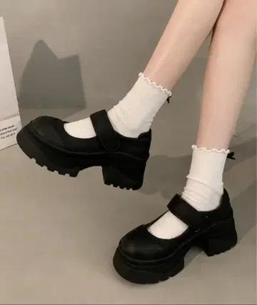 통굽 멜리 제인 신발